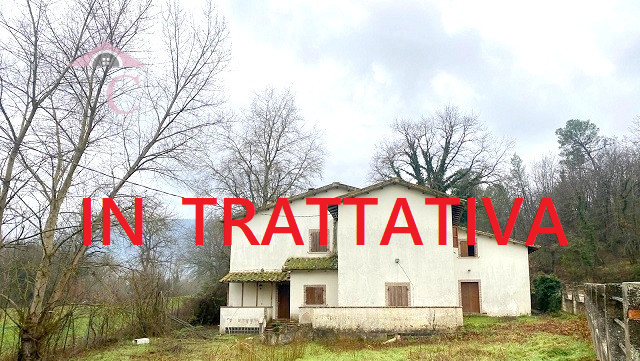 Narni: casale dell' 800 con terreno