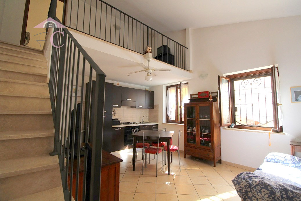 narni_scalo_complesso_residenziale_giardino_cantina_posto_auto__85_wmk_0.jpg